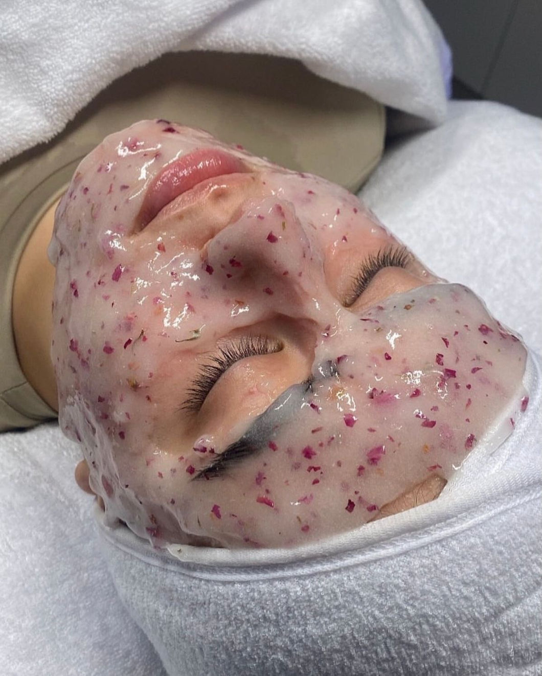 Custom Facial with Jelly Mask